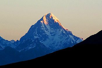 Roopkund, India: A Week-Long Trek to Skeleton Lake 2 First rays of sun hit Neelkanth. Photo by S. Saiganesh