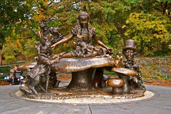 Characters from 'Alice in Wonderland' in Central Park