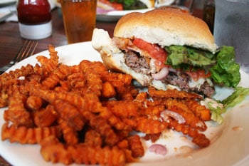 Albany, New York: the City and the Waterways 7 The Pump Station Burger