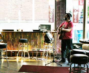Albany, New York: the City and the Waterways 3 A musician at the Bayou Cafe