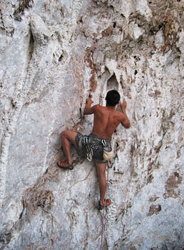 Rock climbing in Vang Vieng