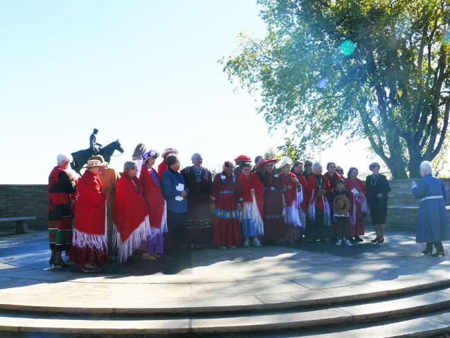 The Pochahantas Club lays a wreath on Will Rogers' tomb. Will joined the club when he was 19.
