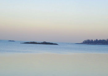 City Island, New York: A Small Fishing Village in the Bronx 7 The beach on City Island