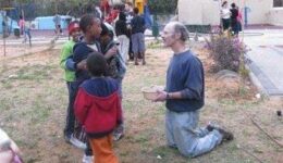 Playing with Children in Rishon LeZion. Photos by Nicole Sobel.