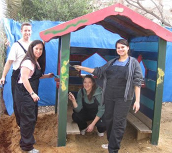 Giving Back to Israel 5 Painting a Clubhouse in Gedera