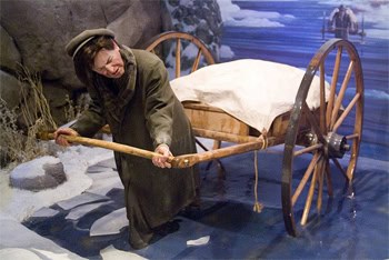 Observing Sandhill Cranes in Kearney, Nebraska 2 The painful trek west by Mormon handcart, as depicted in the museum in Kearney.