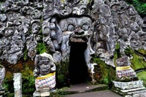 A Tryst in a 1000-Year Old Cave in Bali Goa-Gajah