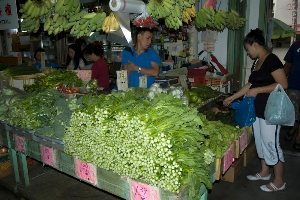 Discovering Honolulu’s Chinatown 4 Produce Market honolulu.