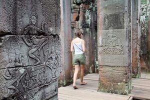 Angkor Wat: A Jewel in the Jungle angkor-thom