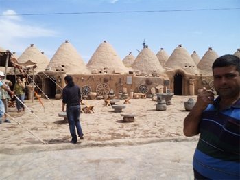 Beehive houses in Haran, Southeastern Turkey. photos by Inka Piegsa-Quischotte.