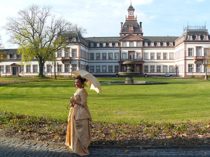 Nina Schneider, dressed as Rose Dorothy, second mistress of Landgrave Wiliam of Hanau in front of Philippsruhe Castle in Hanau. Photos by Stephen Hartshorne.