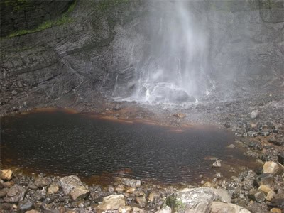 Many locals believe that a mermaid lives in this pool, and will curse on the local people for revealing the falls' location.