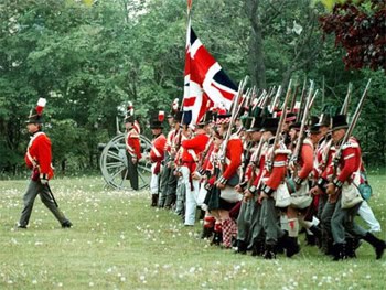 Soldier reenactors in Toronto in War of 1812 uniforms. photo: toronto.ca