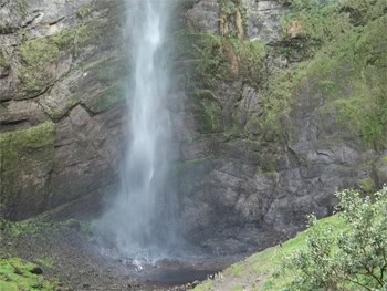 Spray of the falls, notice the tiny people in the right corner.