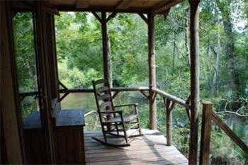 treehouse stay