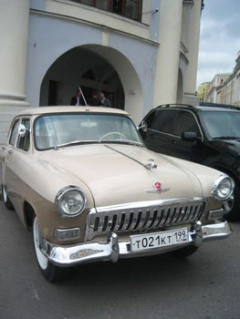 Moscow: Warming Up After the Cold War 8 Classic Soviet auto
