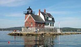 breakwater-lighthouse