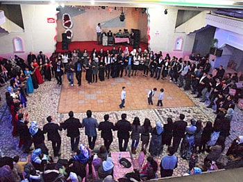 An Exciting Kurdish Wedding in Istanbul 4 Traditional Kurdish wedding dance