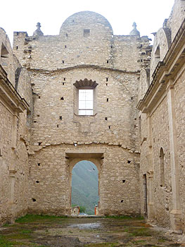 Abandoned mission near El Jabalí