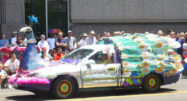 Houston Art Car Parade - Celebrating Individuality 18 Peacockmobile
