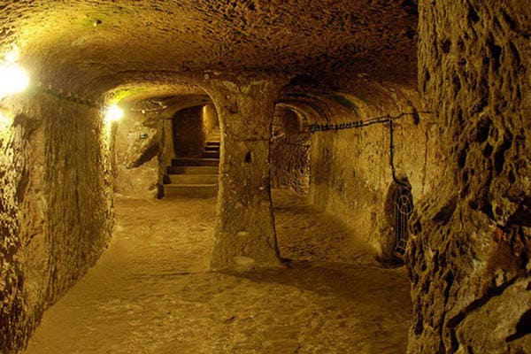 Cu-Chi-Tunnels.jpg