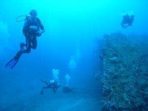 Honduras: Diving off the Coast of Guanaja 5 The Jado Trader is one of the most popular places to dive