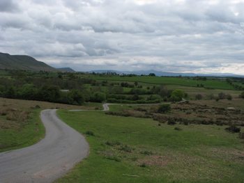 The single track road to capel-y-fin