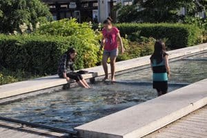 Cooling off in the fountains of Troyes.