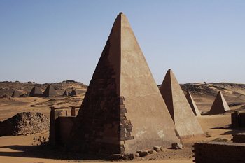 meroe pyramids