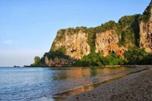 cliffs-tonsai-bay