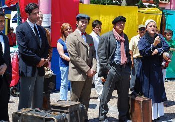 Street theater in Buenos Aires. photo by Celine Massa.