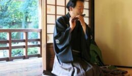 flute_player
