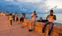 malecon musicians