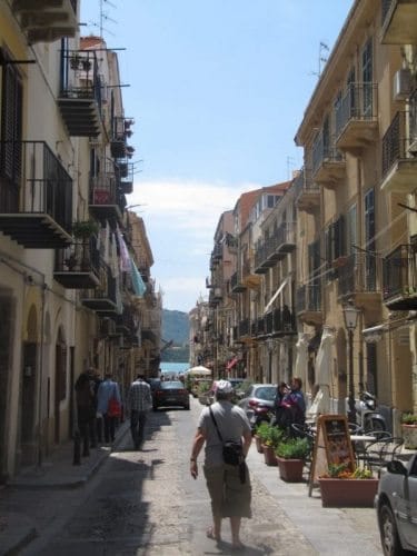 The narrow streets of Palermo.