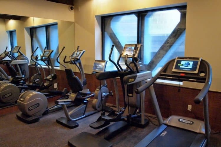 The compact but efficient fitness center at the Hotel G.