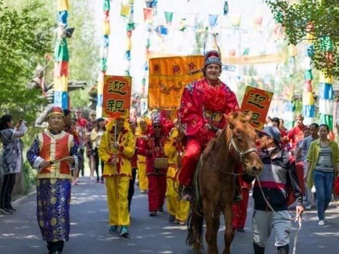 A typical Chinese Wedding from a Western perspective.