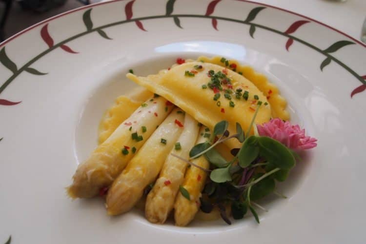 Vhite asparagus ravioli at restaurant l'Orangerie at Chateau Chenonceau