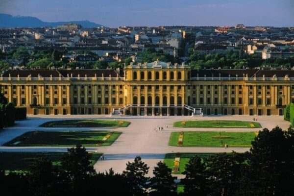 Schönbrunn Palace. Österreich Werbung/Wiesenhofer Photos.
