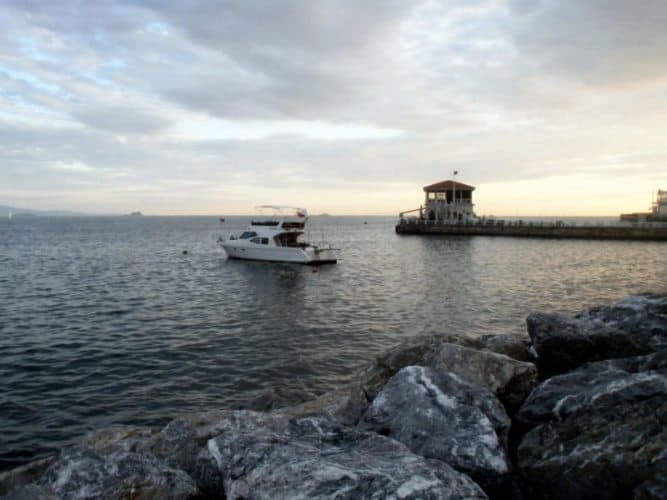 The sea by the park in Moda