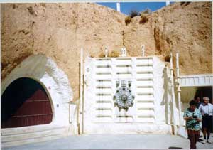 The lobby of the Sidi Driss hotel - photo by Tim Veekhoven