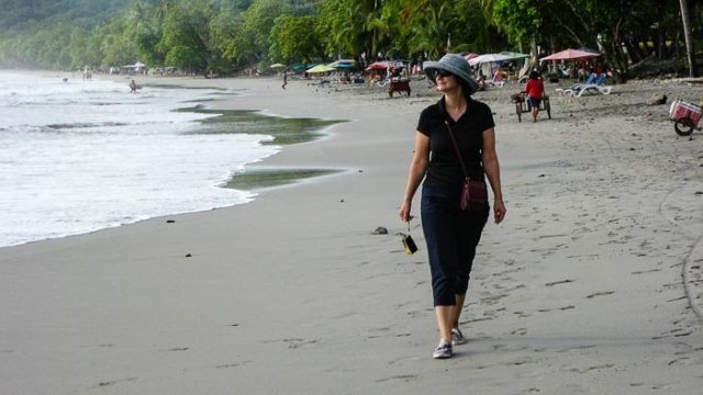 Walking on the beach at Manual Antonio. Photo by Mike Schaffer.