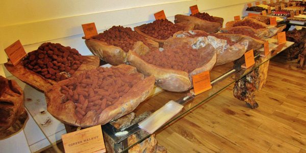 England: London Pass for Attractions Not So Common 9 Dark Sugars - where chocolate lovers attain nirvana surrounded by mounds of handmade chocolates in mind-boggling flavors.