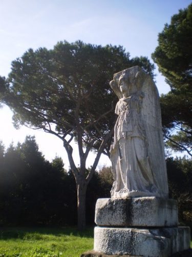 Ostia Antica statue
