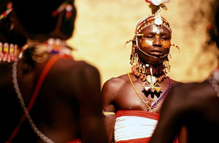The Photographing Tourist : A Storyteller’s Guide 4 Kenya