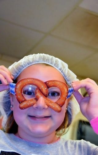 pretzel glasses