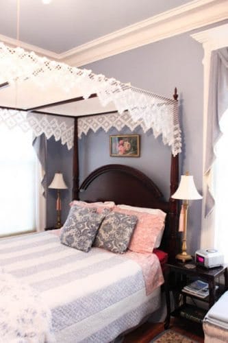 Shorecrest Bed Breakfast Rose Room