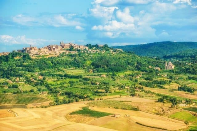 Tour the Tuscan Trails with the Solos community.