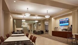 Met-Lounge-main