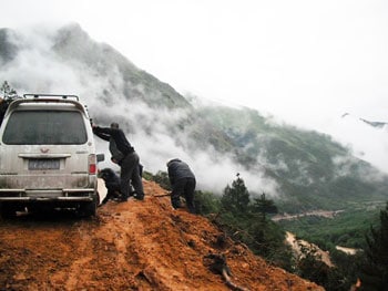 Tagong: The Wild West of Sichuan Province 2 The third of fourth landslide of the day