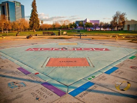 Monopoly in the park. Anna Fox on Flickr photos